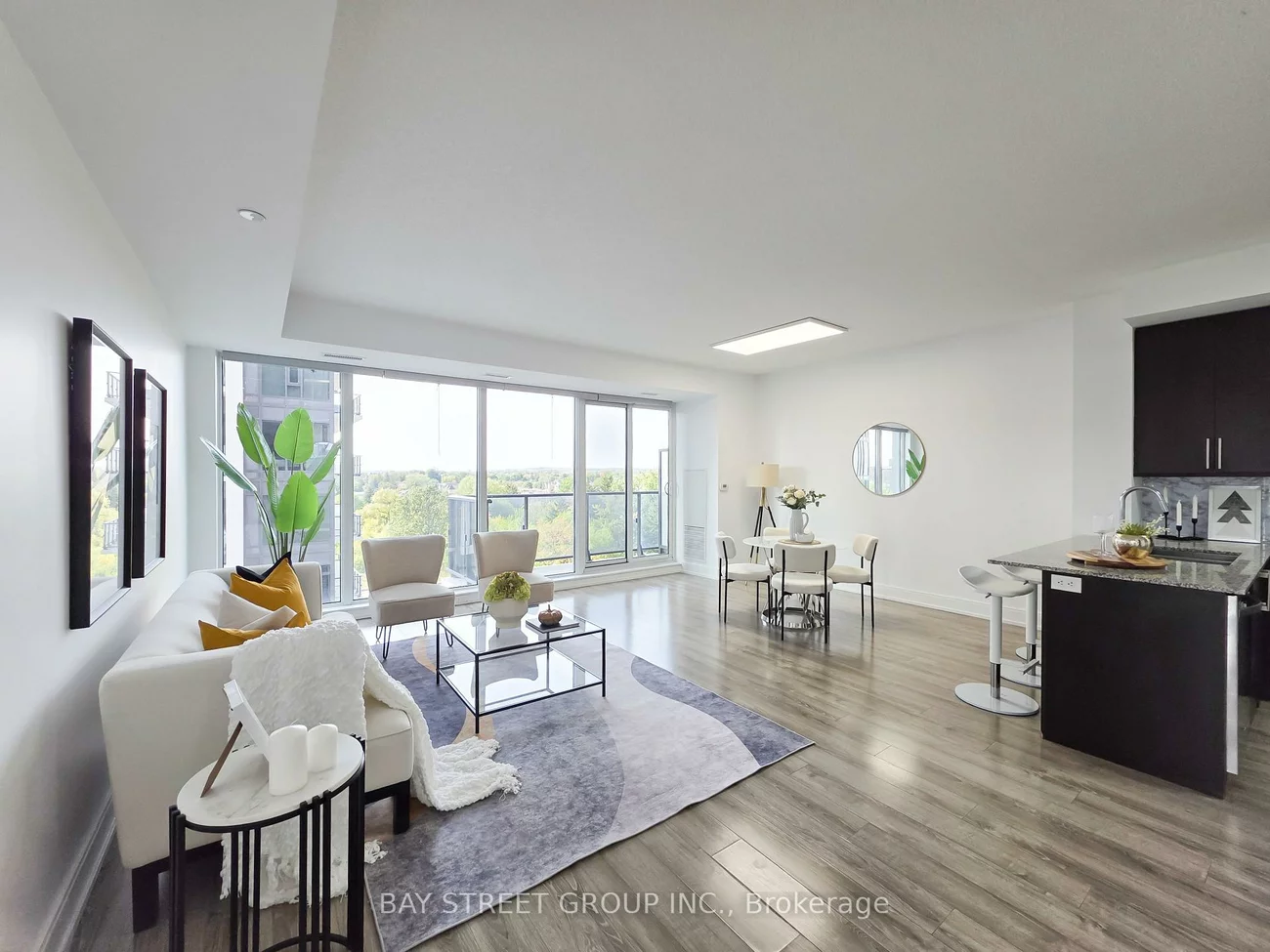 9608, Yonge, North Richvale, Richmond Hill