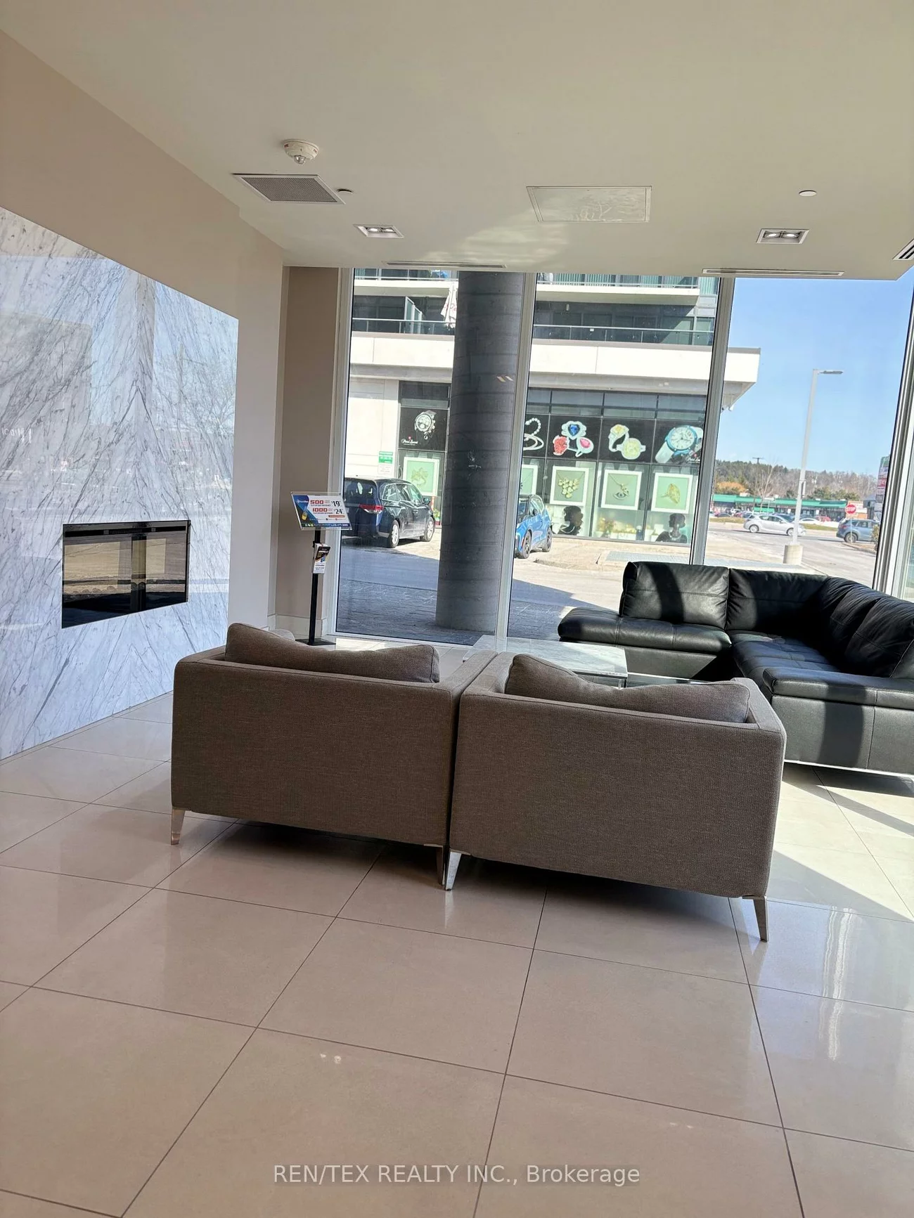 9618, Yonge, North Richvale, Richmond Hill