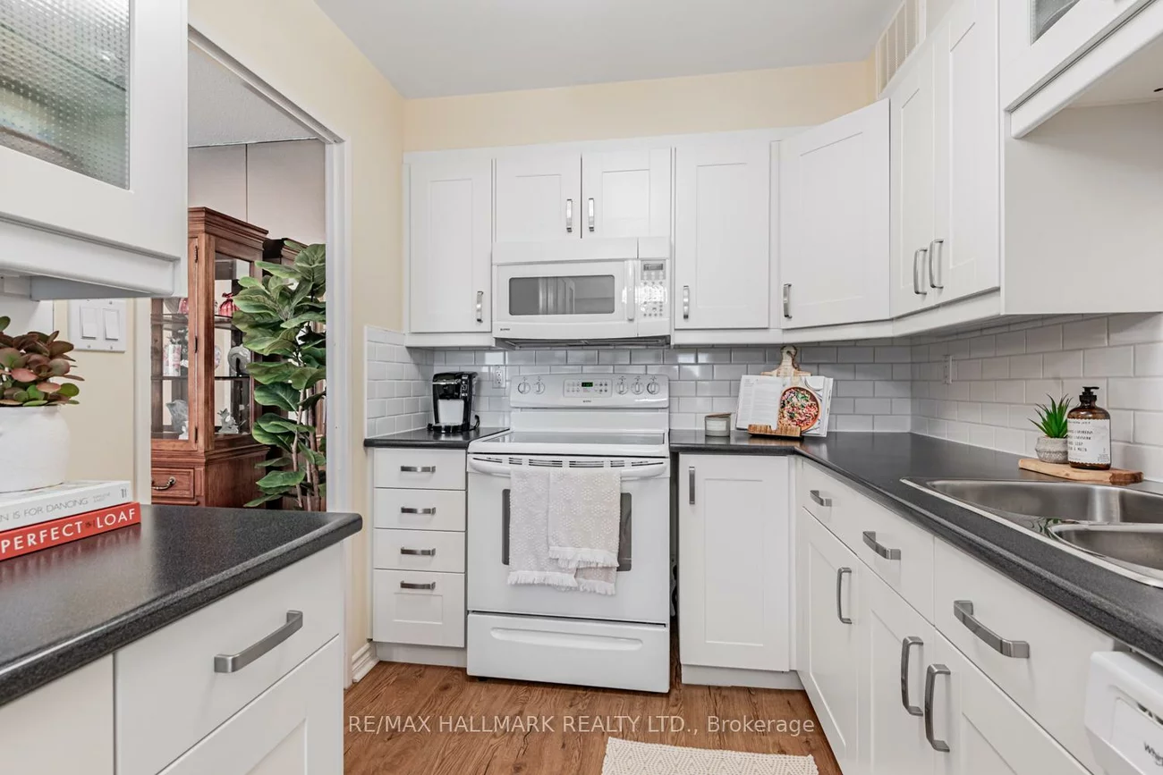 50, Baif, North Richvale, Richmond Hill