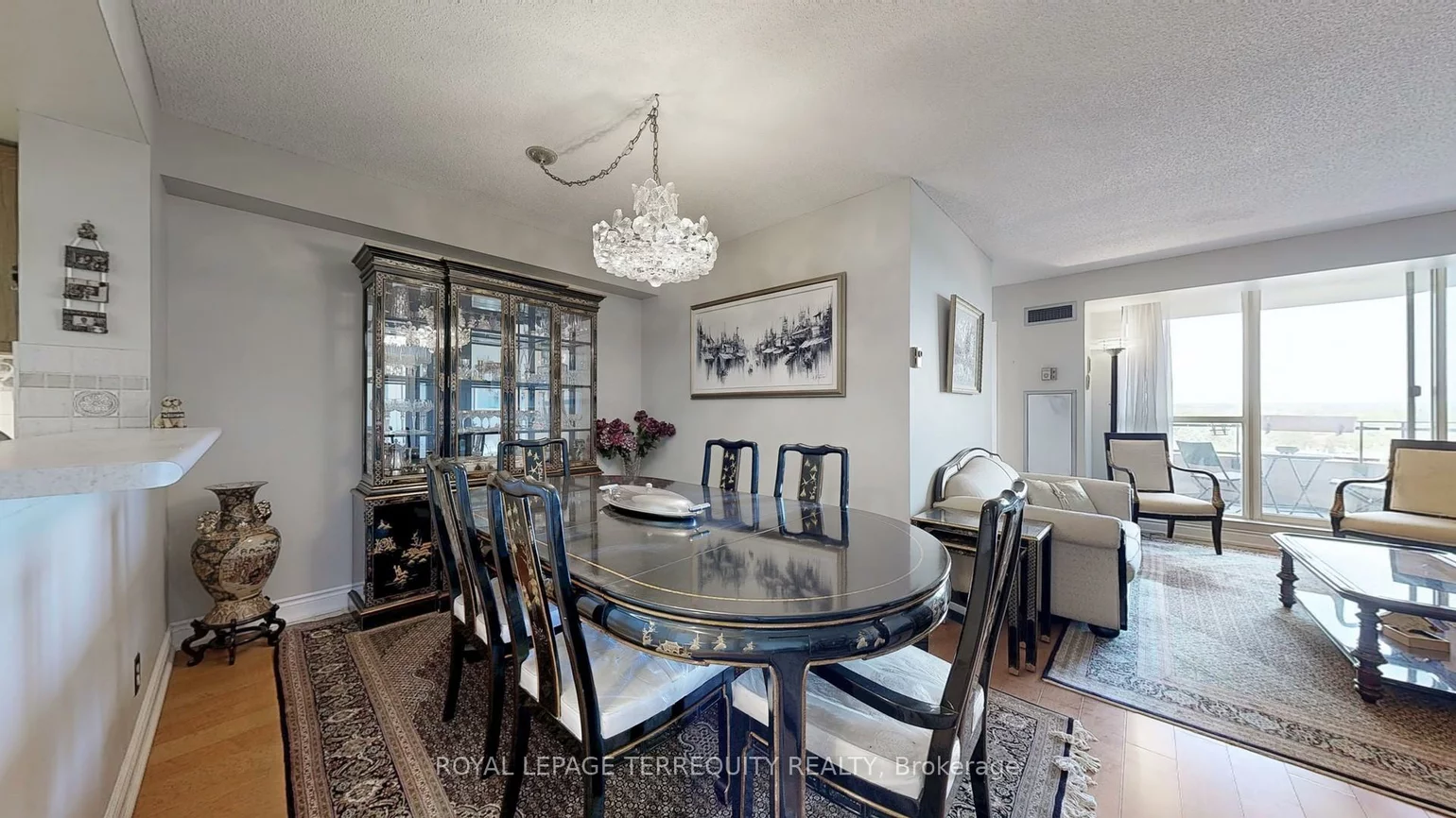 32, Clarissa, Harding, Richmond Hill