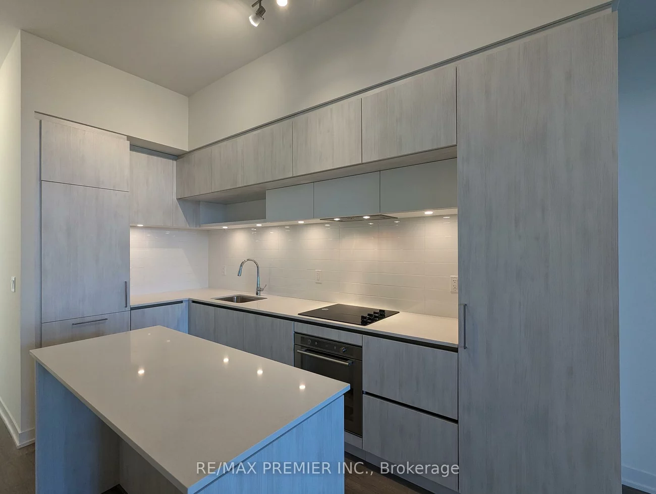 11, Steckley House, Rural Richmond Hill, Richmond Hill