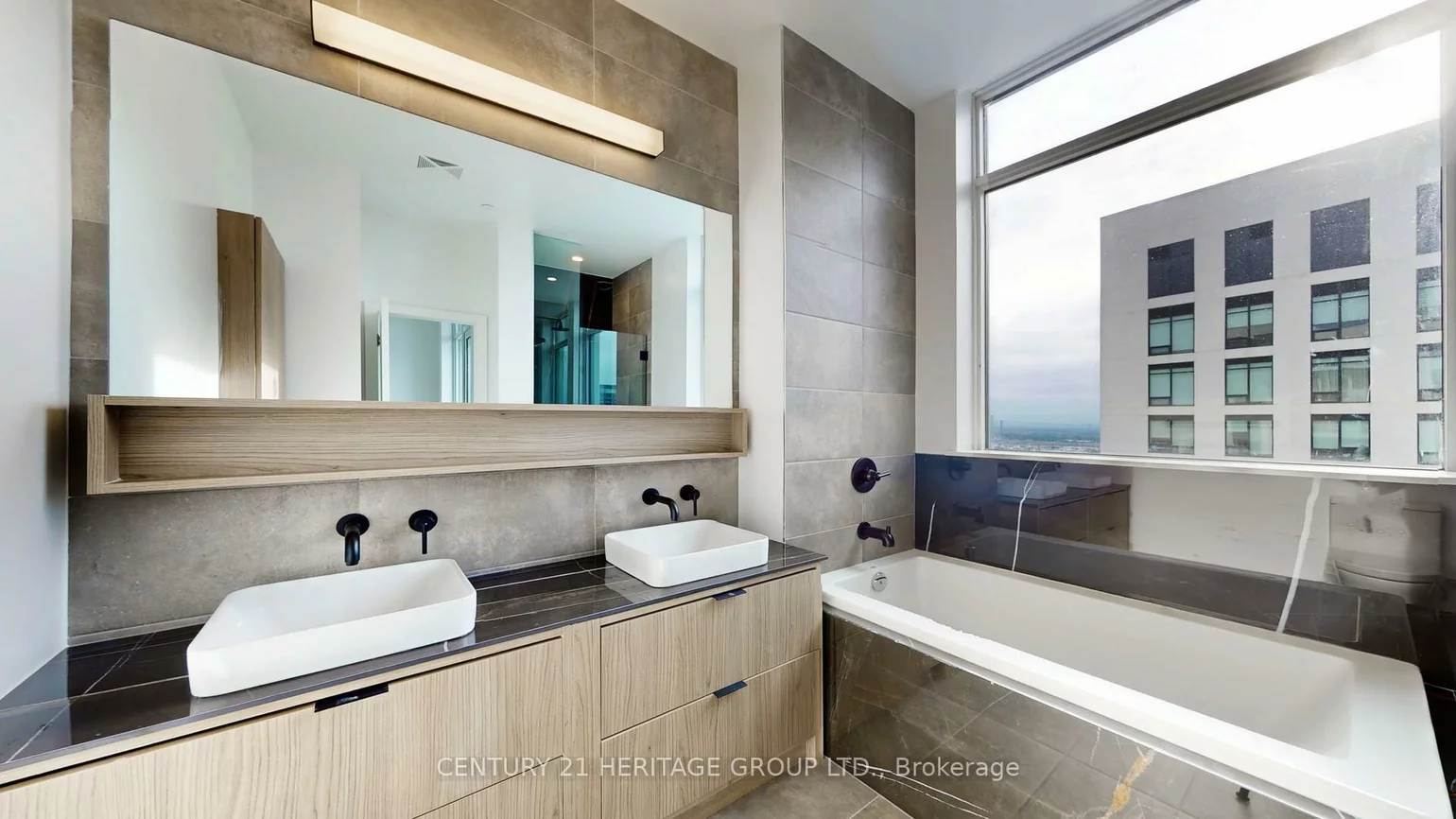 8888, Yonge, South Richvale, Richmond Hill