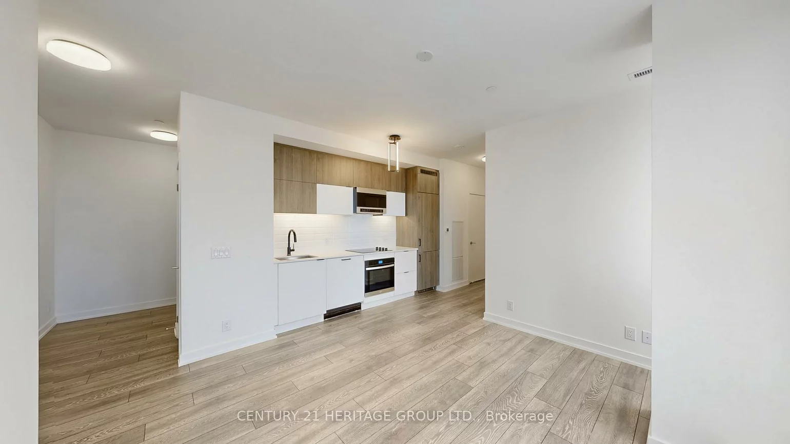 8888, Yonge, South Richvale, Richmond Hill