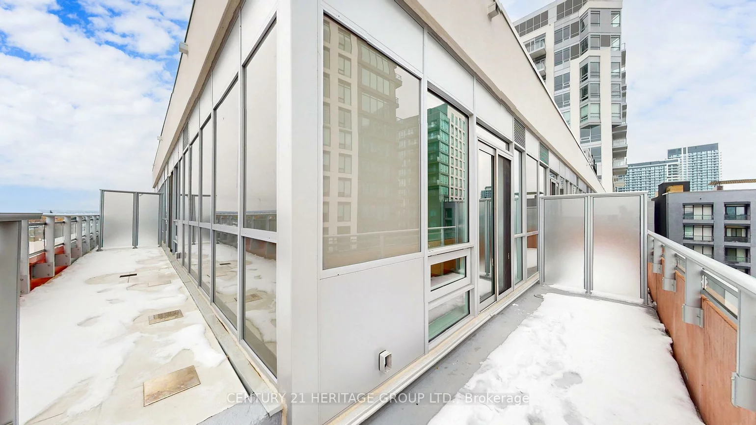 8888, Yonge, South Richvale, Richmond Hill