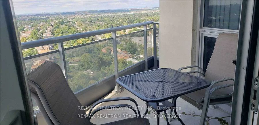 9201, Yonge, Langstaff, Richmond Hill