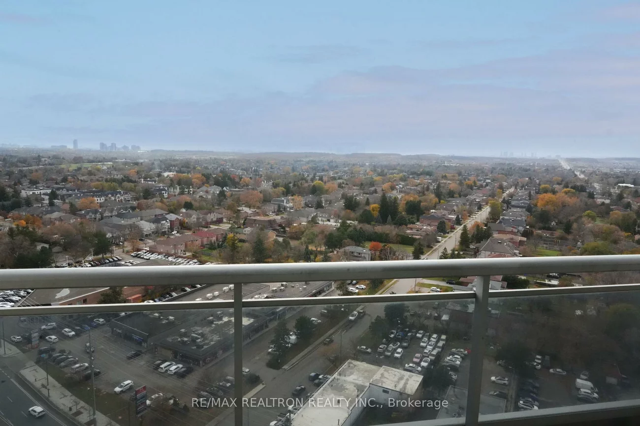 9201, Yonge, Langstaff, Richmond Hill