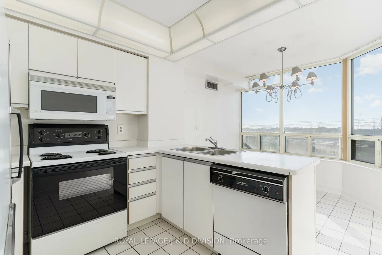 8501, Bayview, Doncrest, Richmond Hill