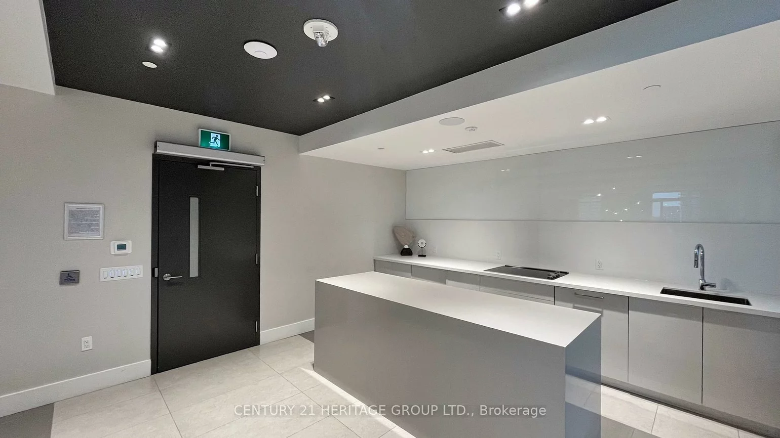 8868, Yonge, South Richvale, Richmond Hill