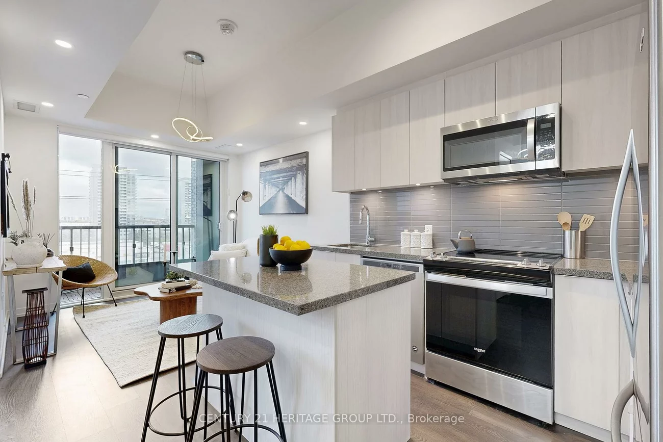 8868, Yonge, South Richvale, Richmond Hill