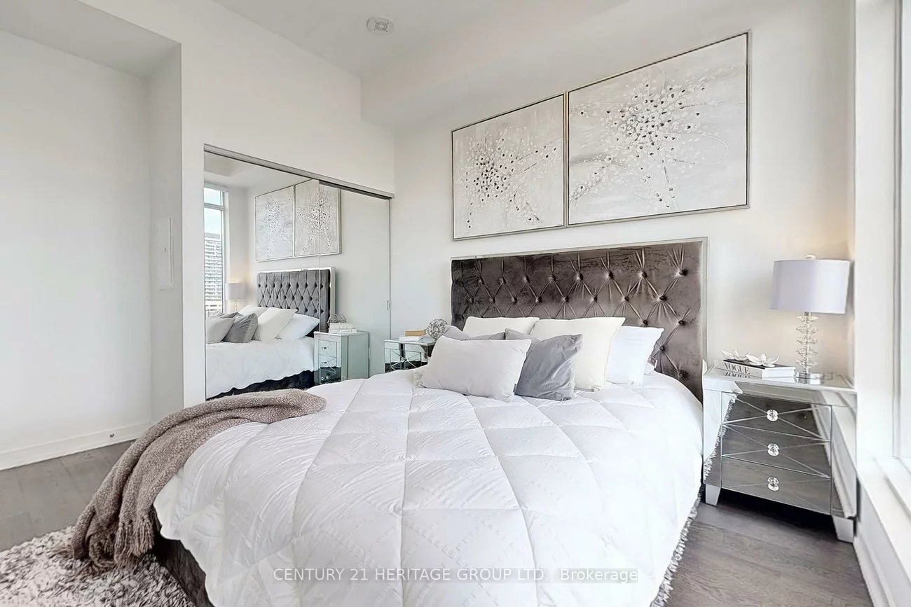 8868, Yonge, South Richvale, Richmond Hill