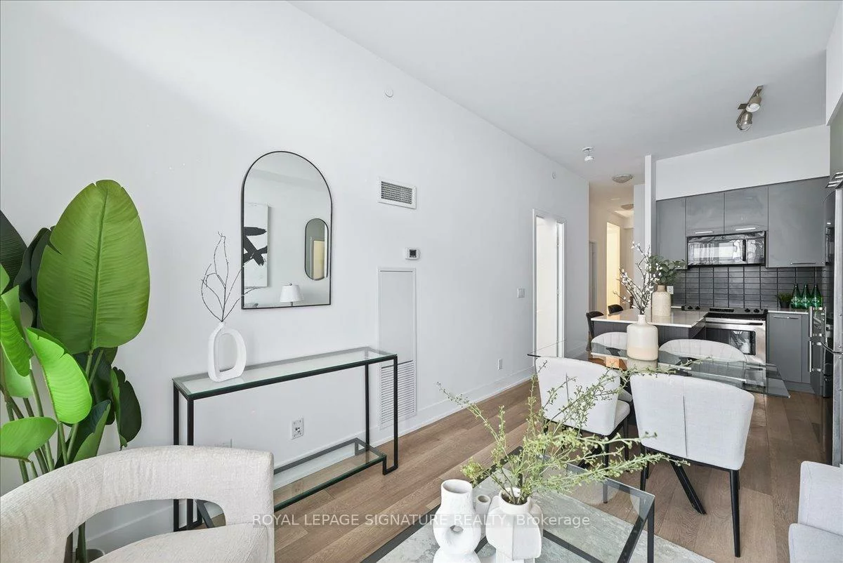 9471, Yonge, Observatory, Richmond Hill