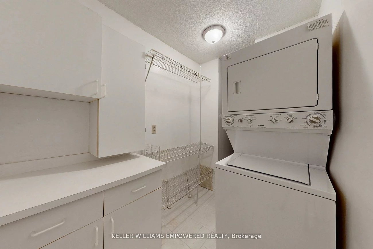 20, Harding, North Richvale, Richmond Hill