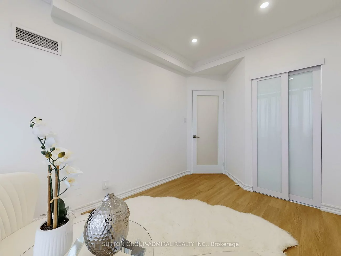 32, Clarissa, Harding, Richmond Hill