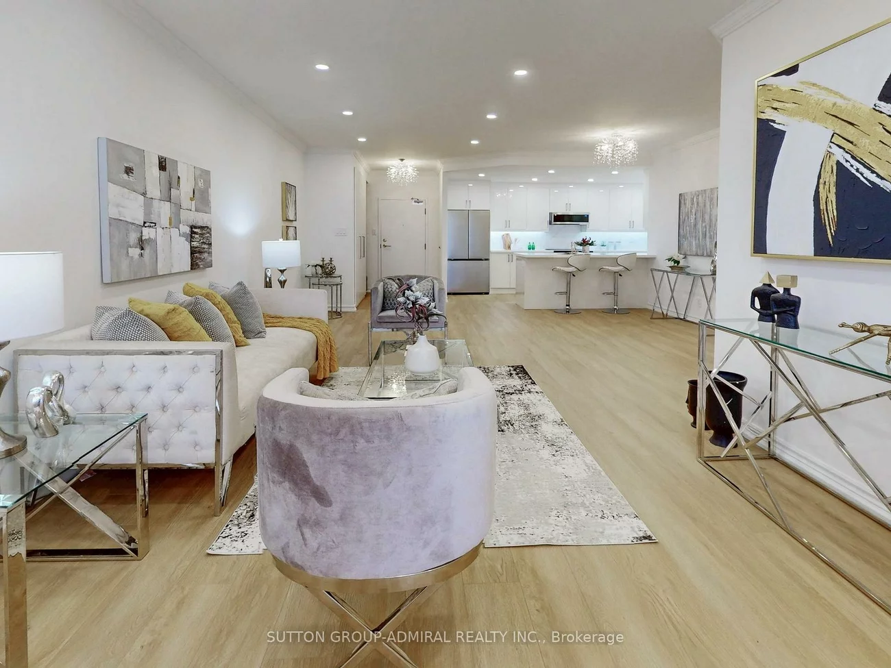 32, Clarissa, Harding, Richmond Hill