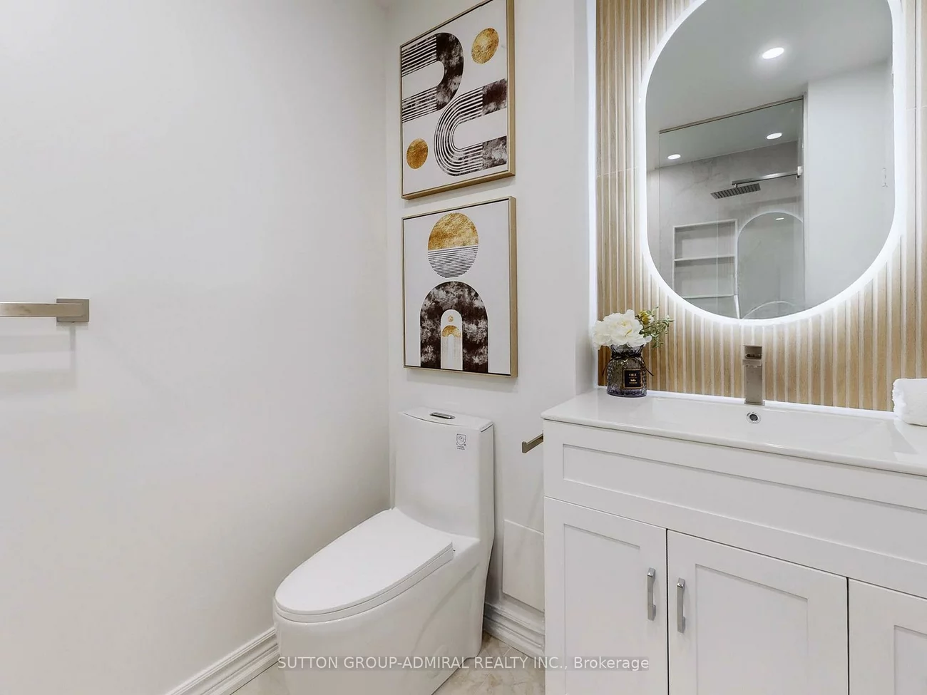 32, Clarissa, Harding, Richmond Hill