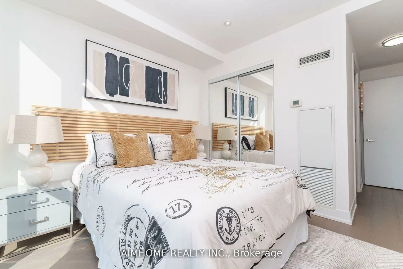 9471, Yonge, Observatory, Richmond Hill