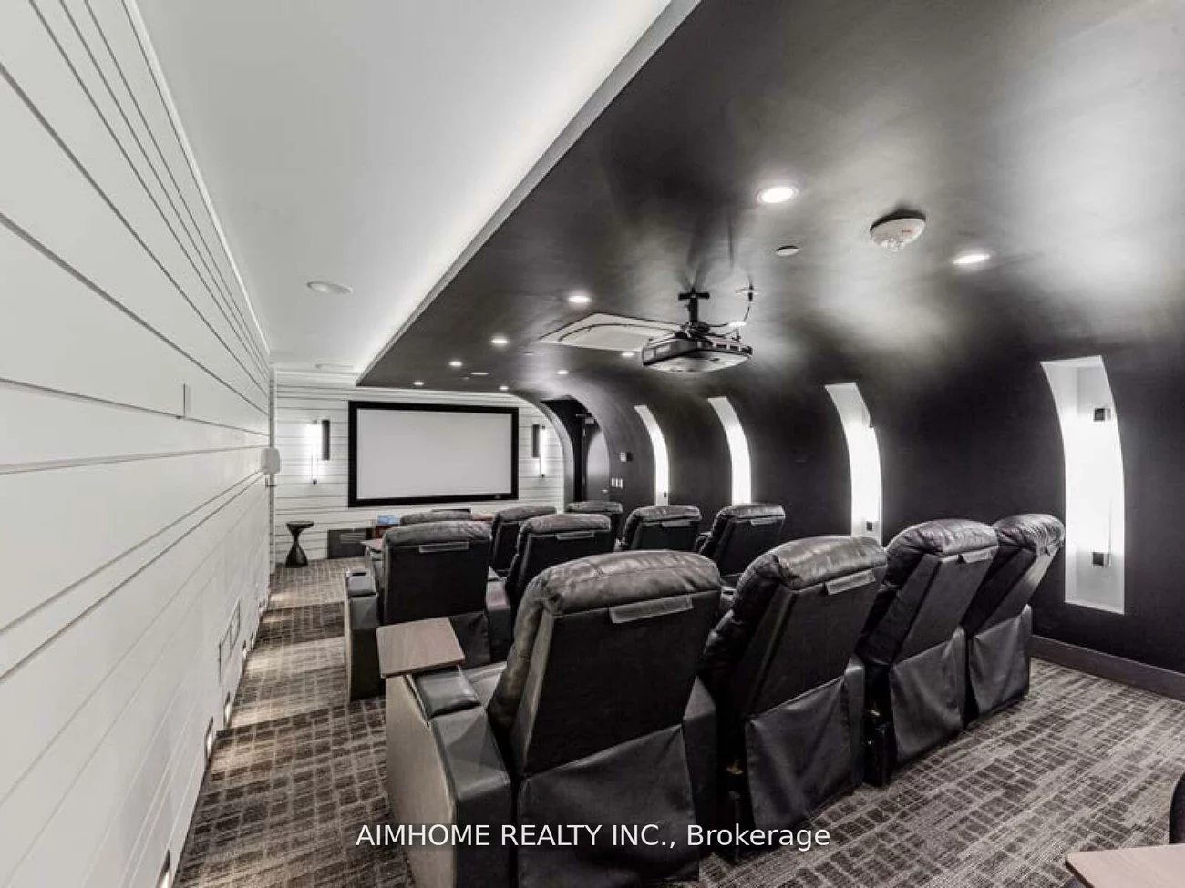 9471, Yonge, Observatory, Richmond Hill