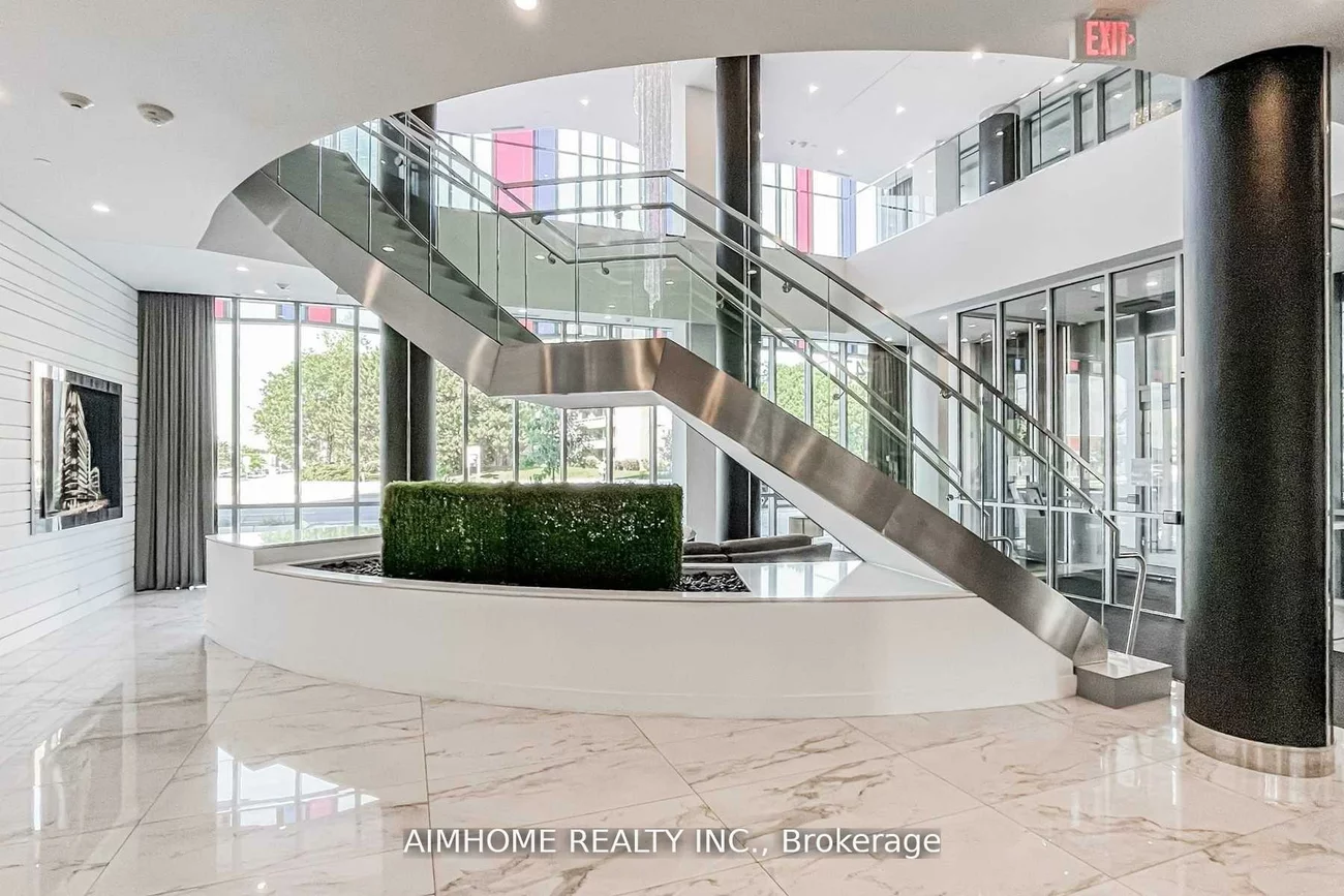 9471, Yonge, Observatory, Richmond Hill