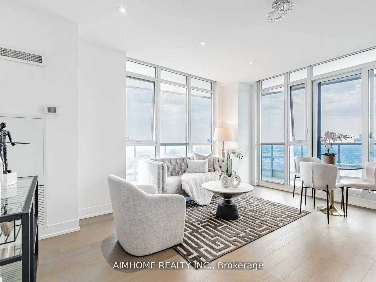 9471, Yonge, Observatory, Richmond Hill