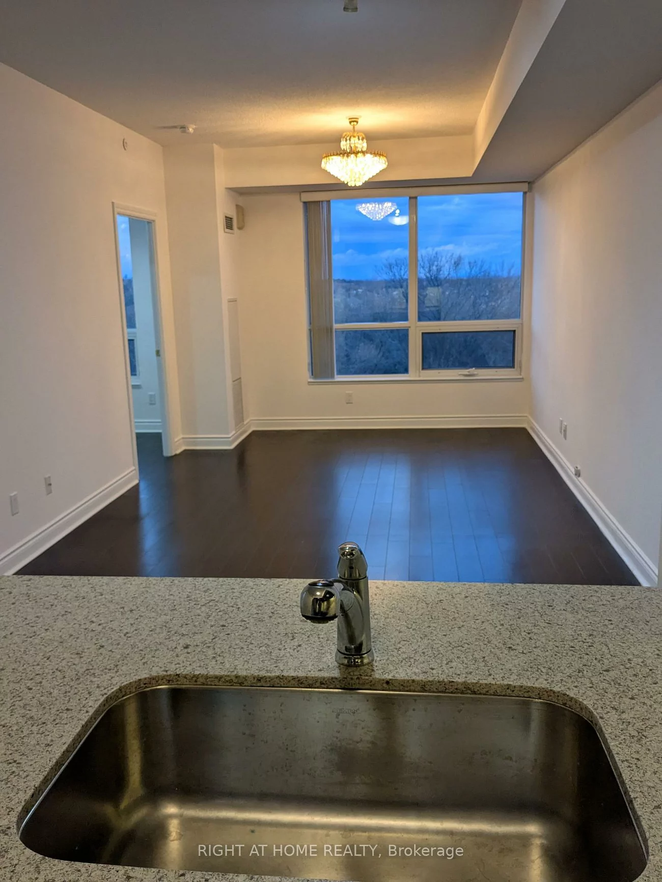 11211, YONGE, Devonsleigh, Richmond Hill