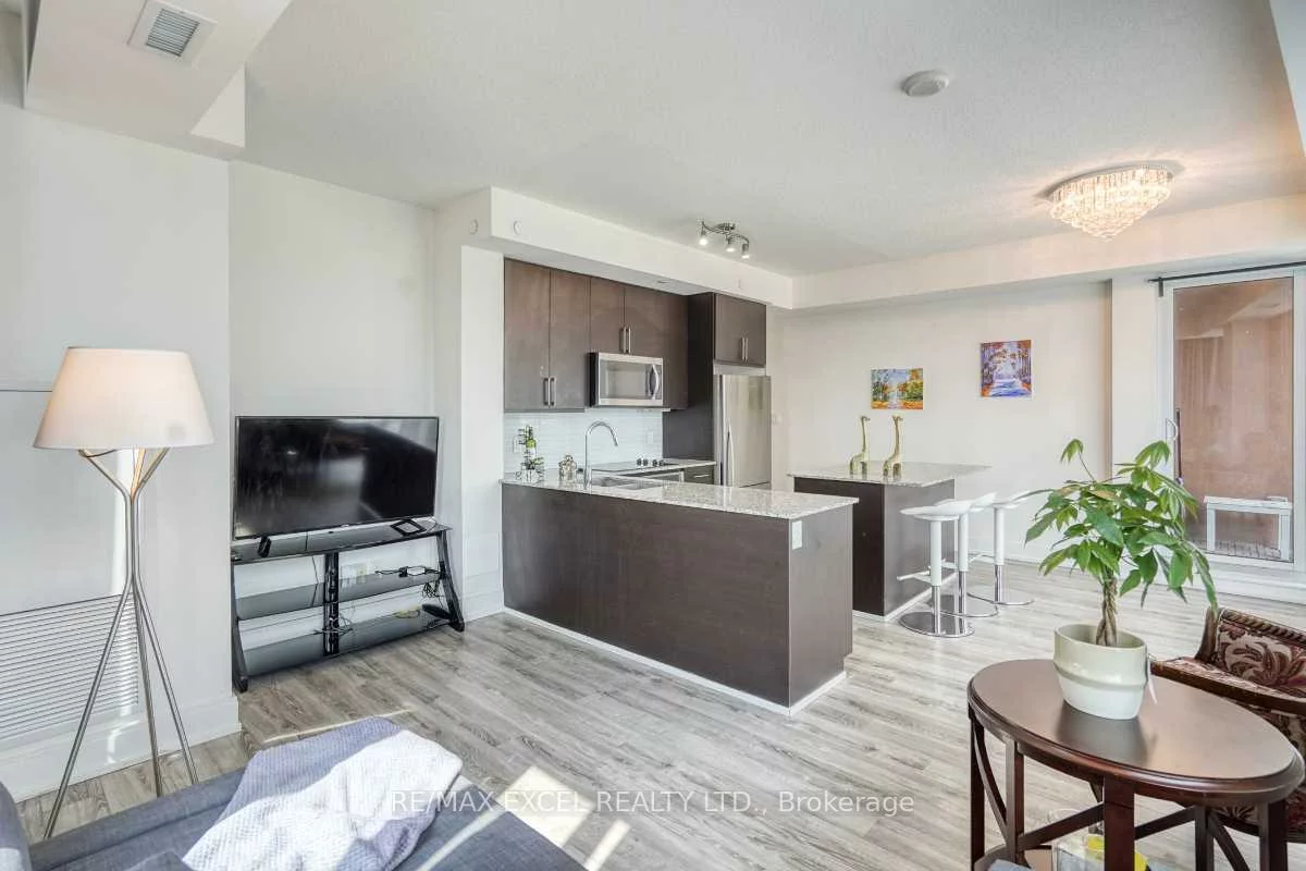 9608, Yonge, North Richvale, Richmond Hill