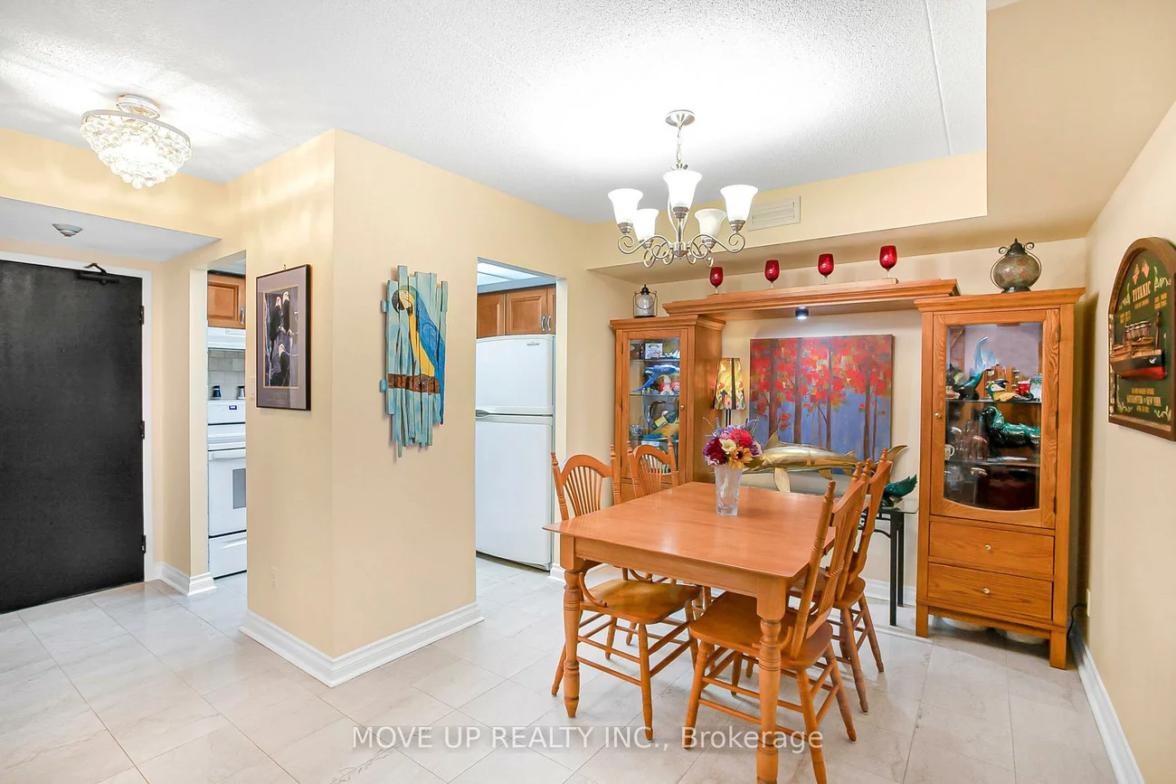 249, Major Mackenzie, Harding, Richmond Hill