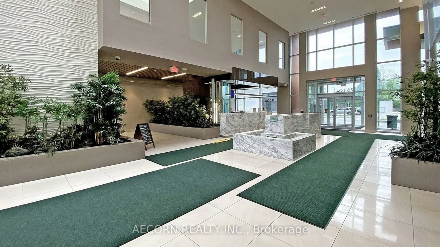 9600, Yonge, North Richvale, Richmond Hill