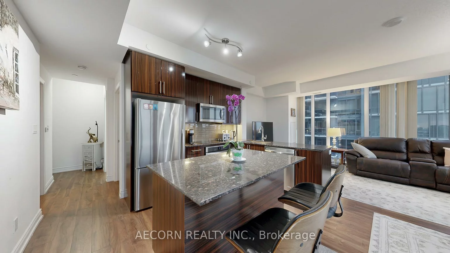 9600, Yonge, North Richvale, Richmond Hill