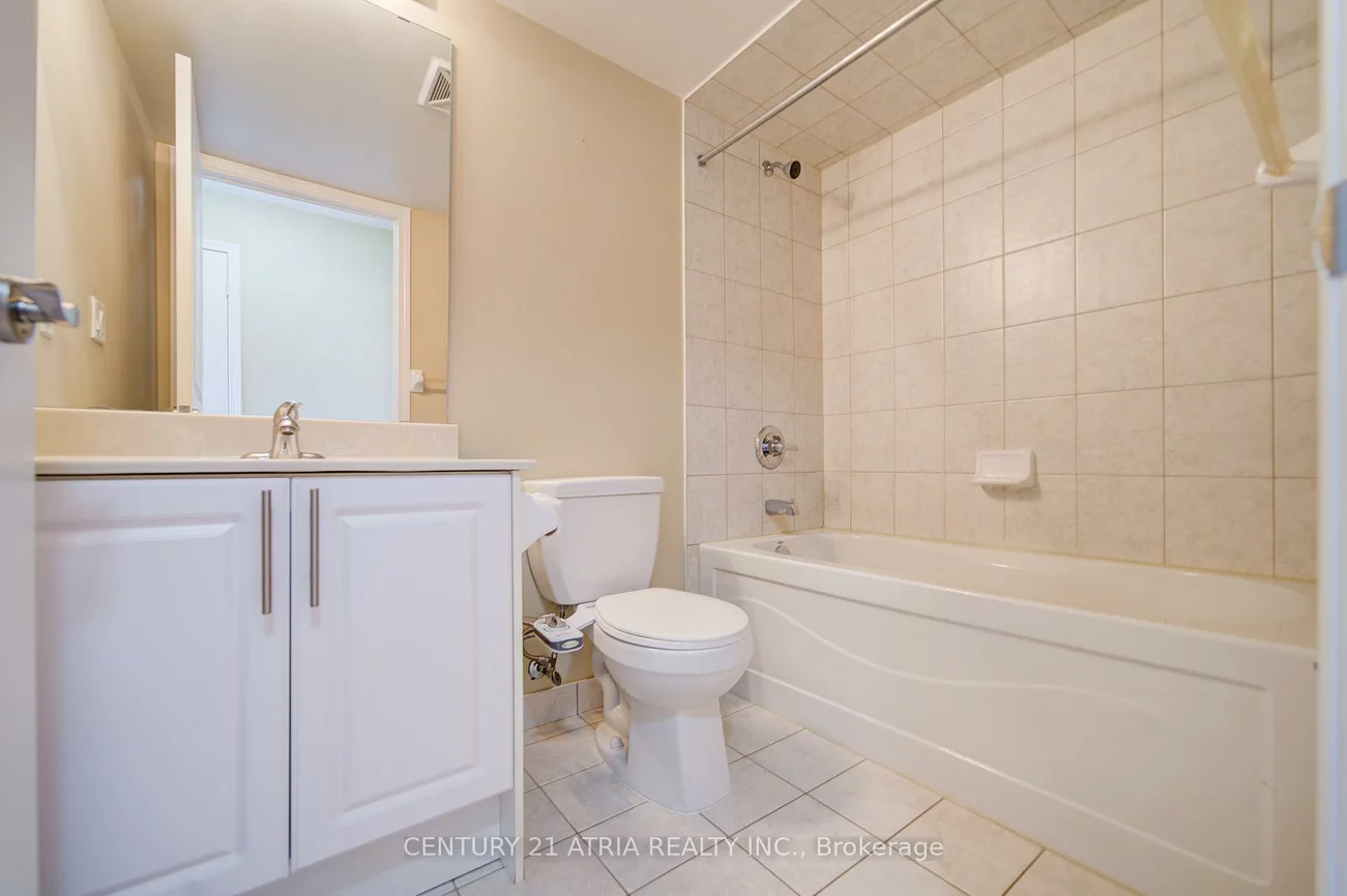 18, Harding, Harding, Richmond Hill