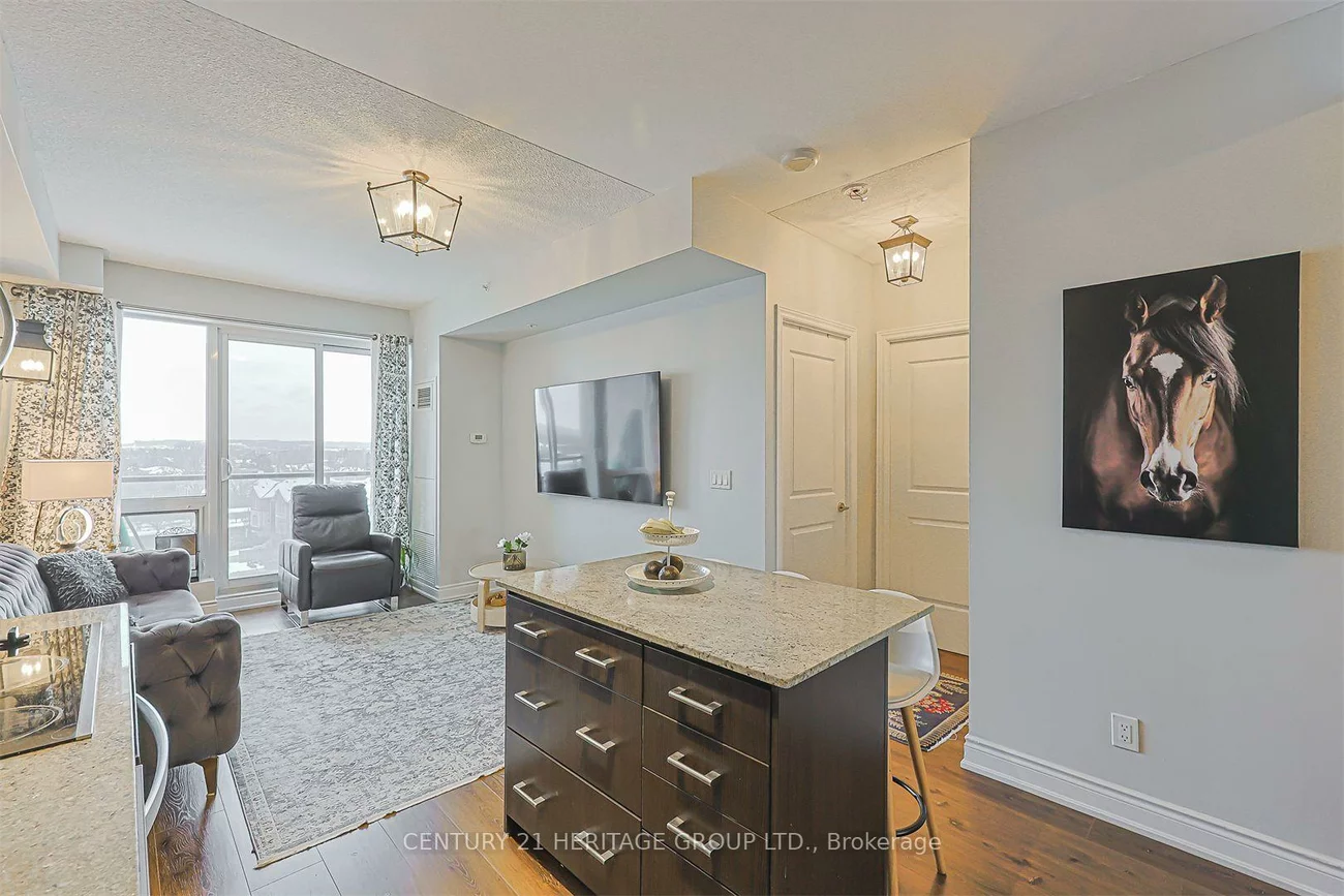 9090, Yonge, South Richvale, Richmond Hill