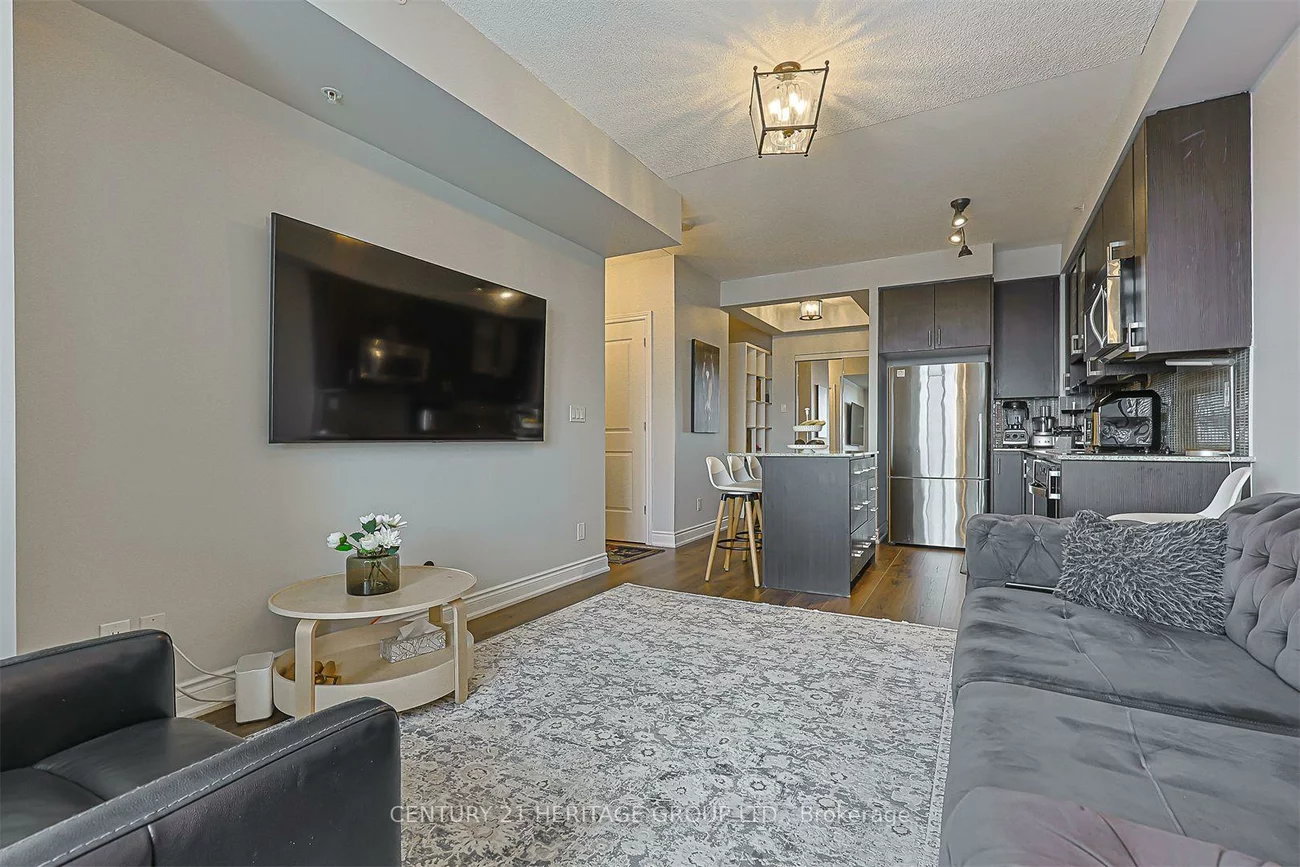 9090, Yonge, South Richvale, Richmond Hill