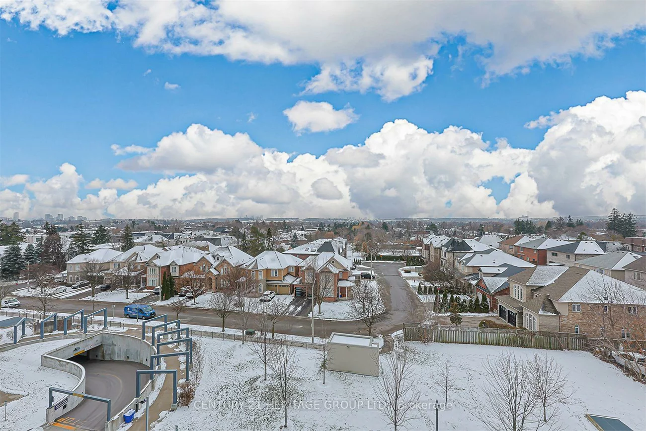 9090, Yonge, South Richvale, Richmond Hill