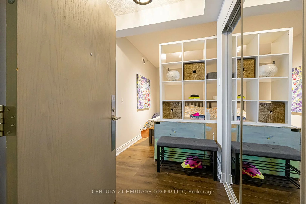 9090, Yonge, South Richvale, Richmond Hill