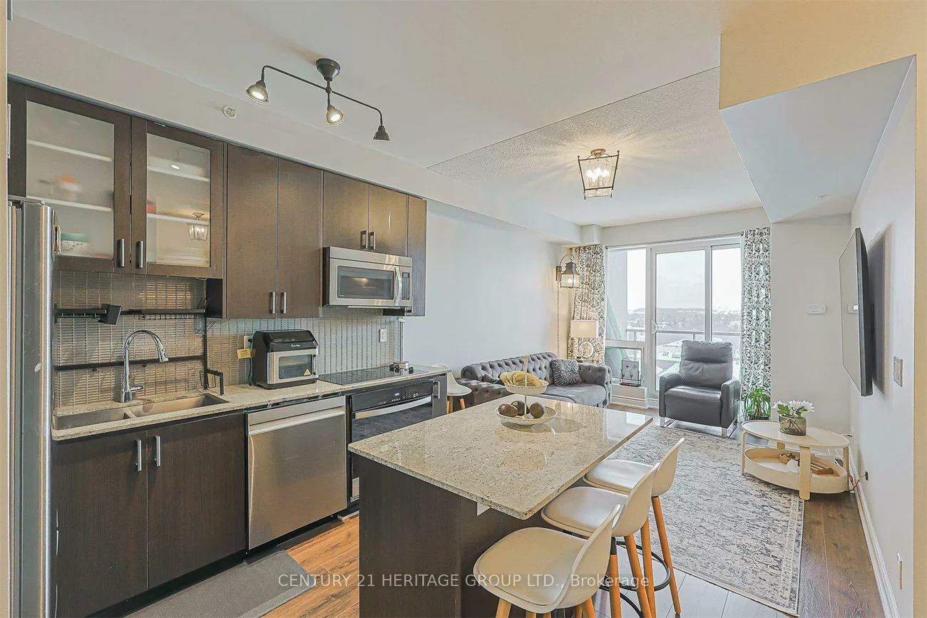 9090, Yonge, South Richvale, Richmond Hill