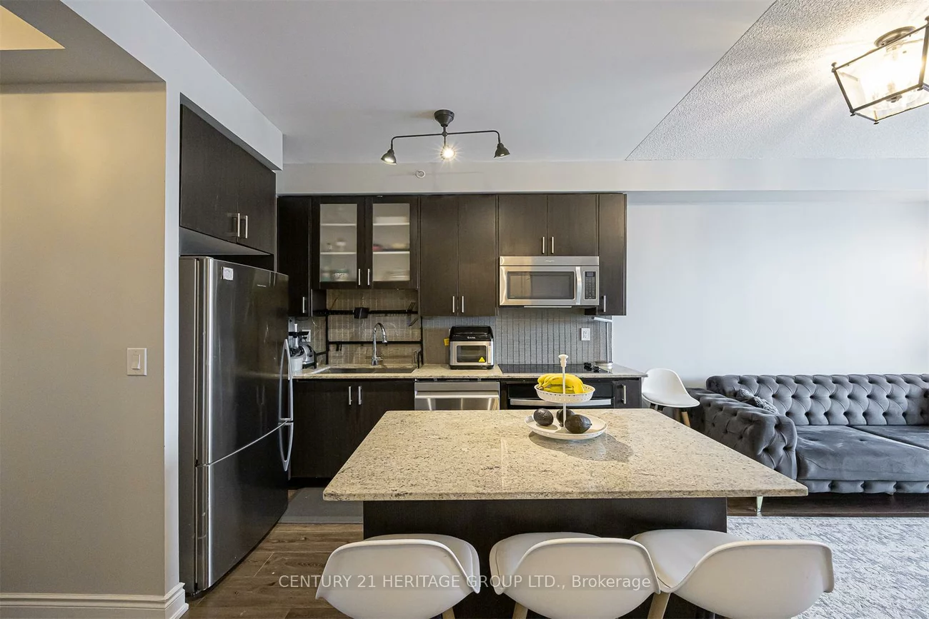 9090, Yonge, South Richvale, Richmond Hill