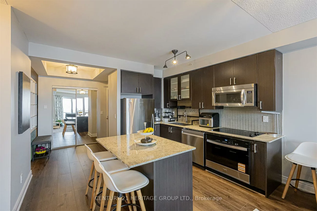 9090, Yonge, South Richvale, Richmond Hill