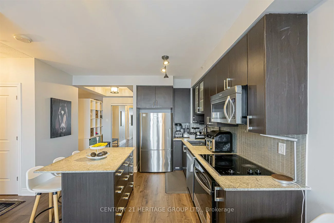 9090, Yonge, South Richvale, Richmond Hill
