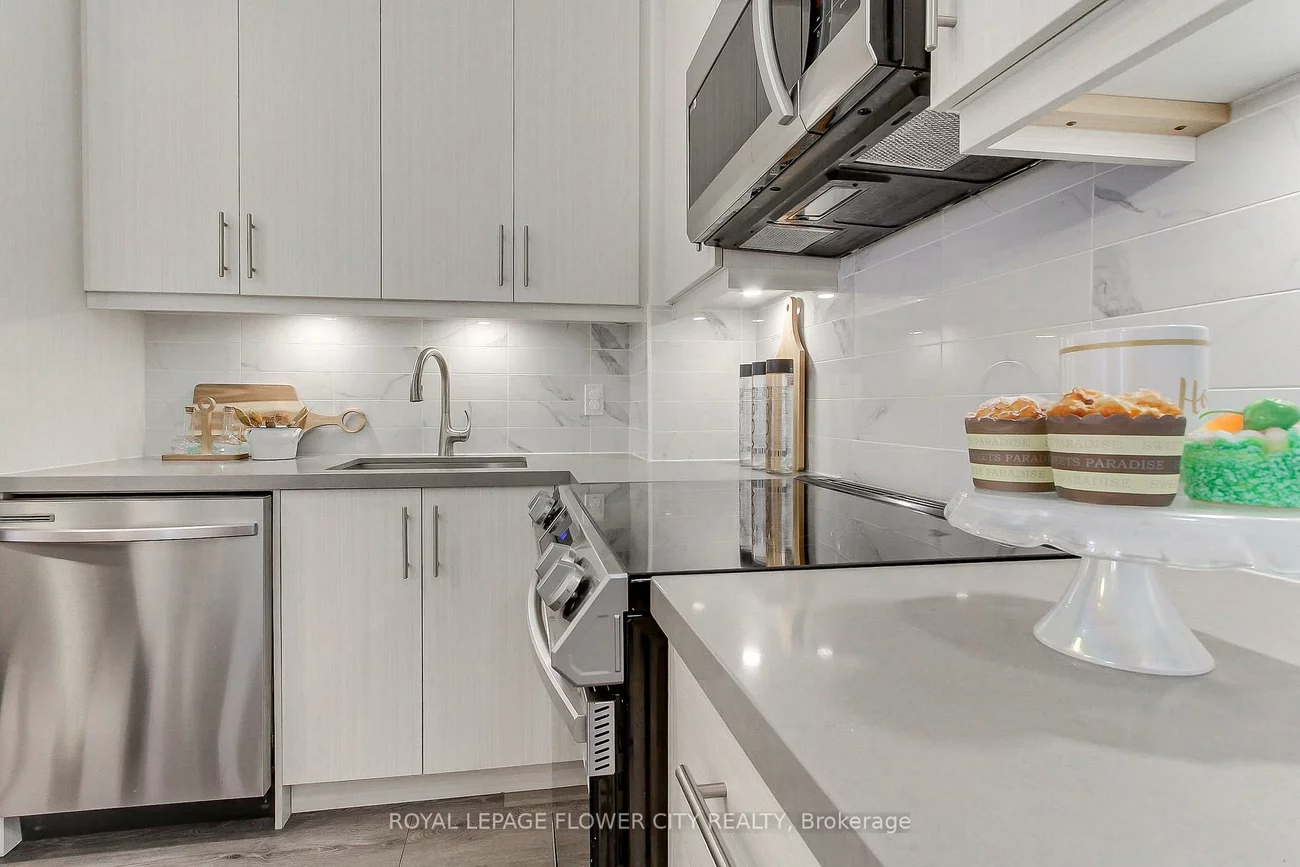 105, Oneida, Langstaff, Richmond Hill