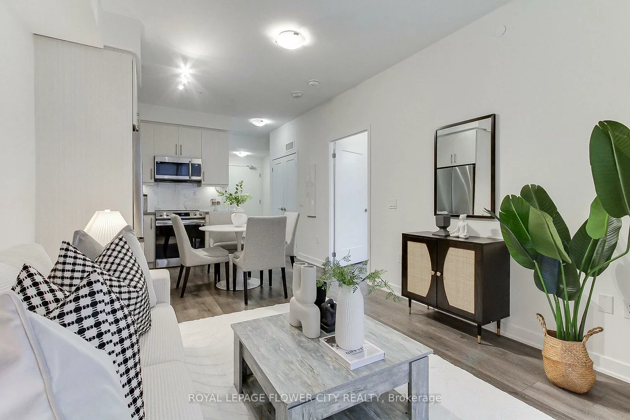 105, Oneida, Langstaff, Richmond Hill