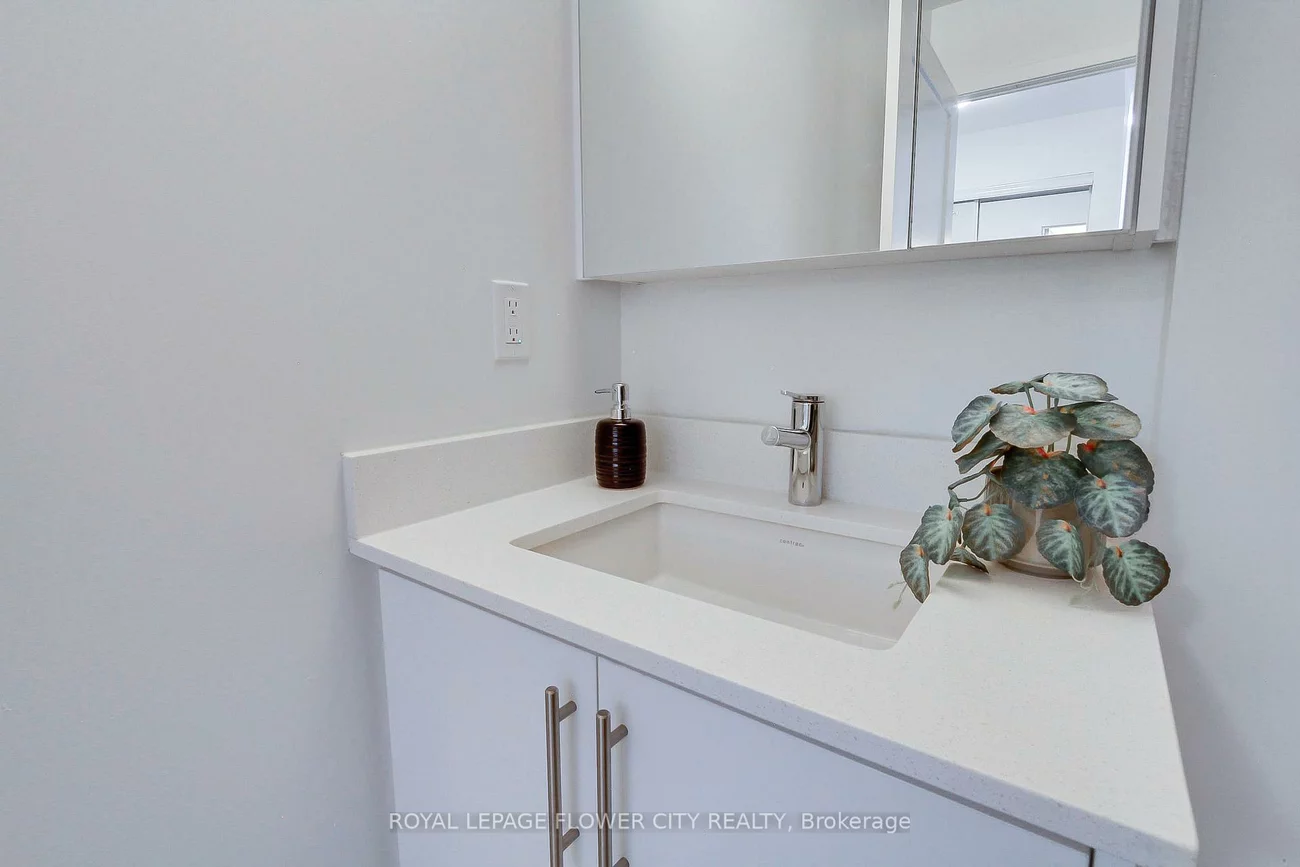 105, Oneida, Langstaff, Richmond Hill