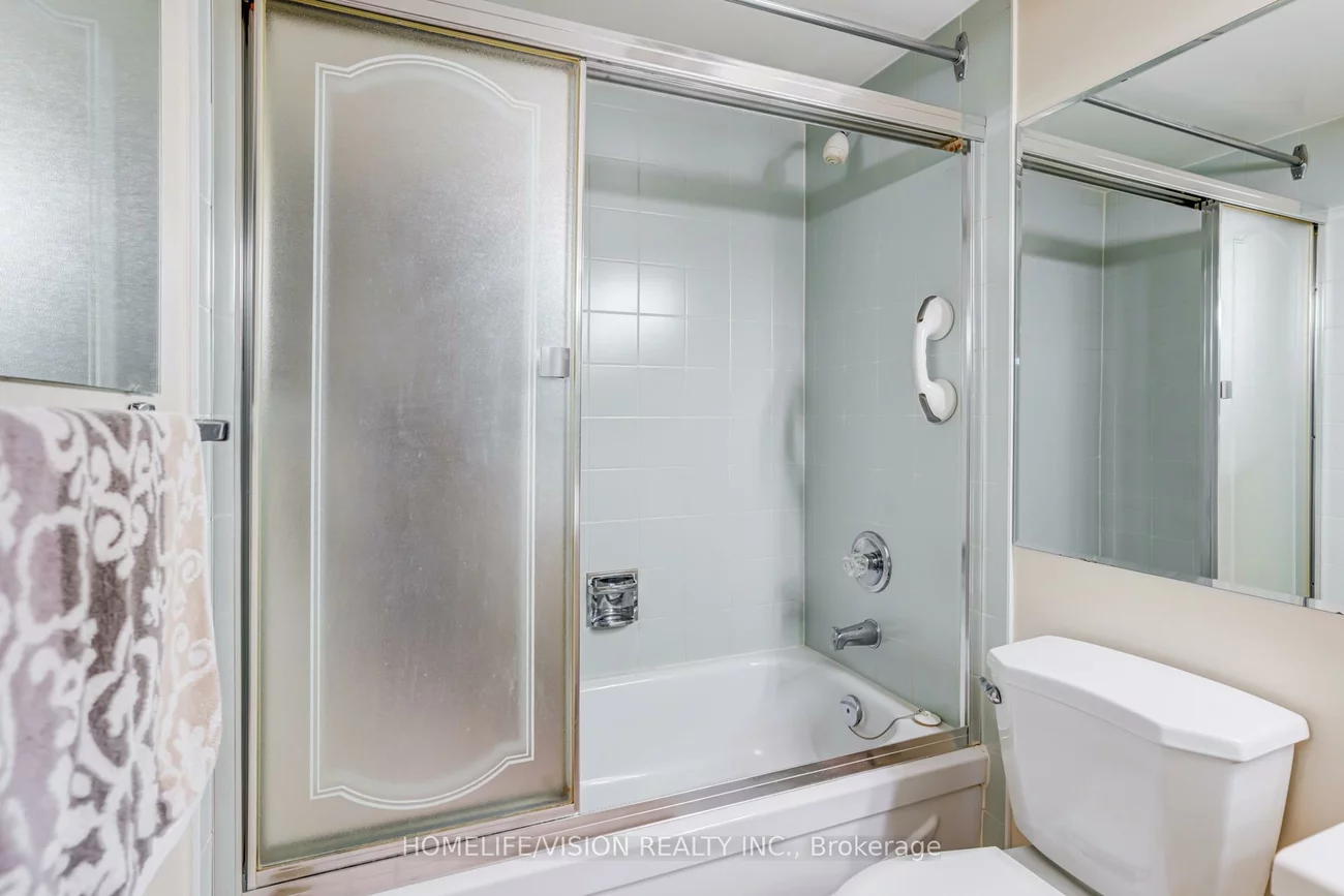 326, Major Mackenzie, Crosby, Richmond Hill