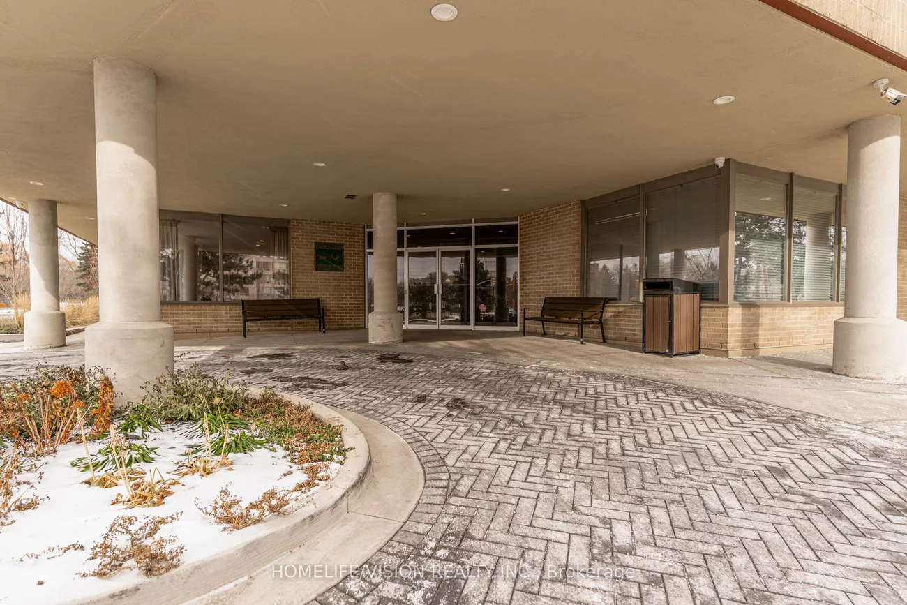 326, Major Mackenzie, Crosby, Richmond Hill