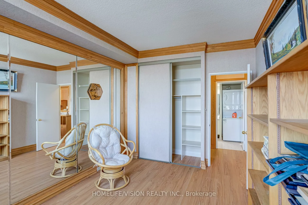 326, Major Mackenzie, Crosby, Richmond Hill