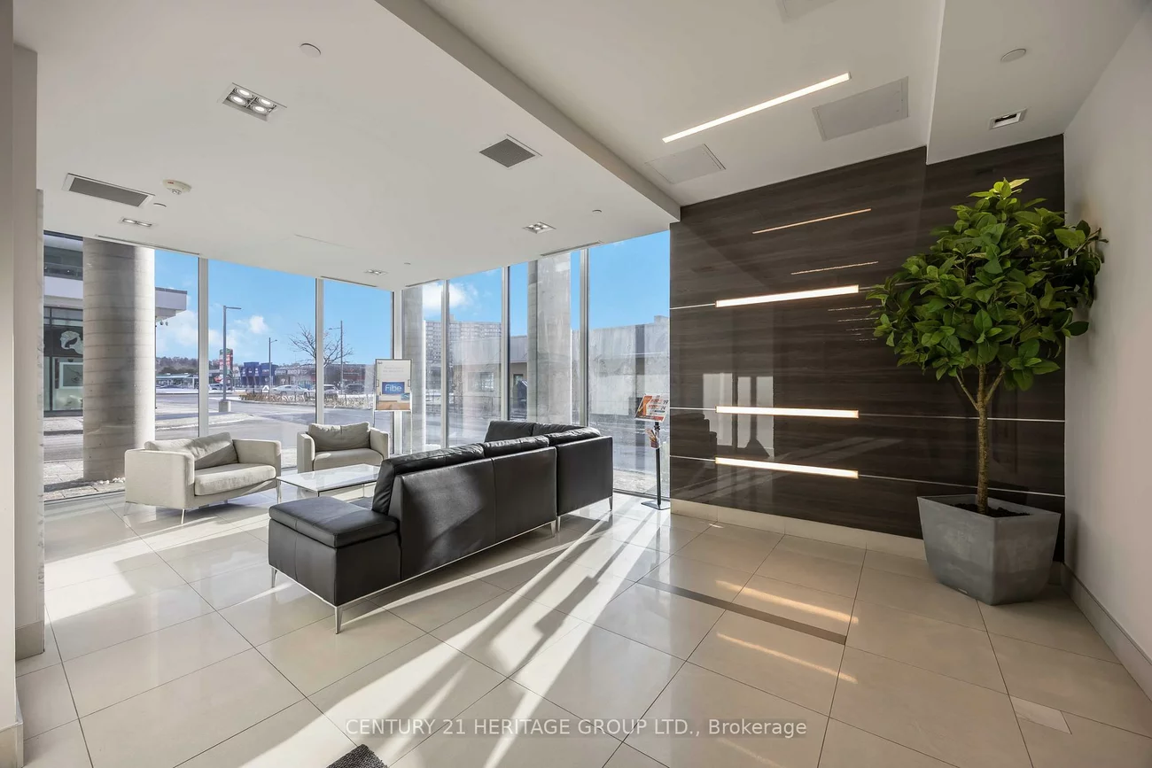 9618, Yonge, North Richvale, Richmond Hill