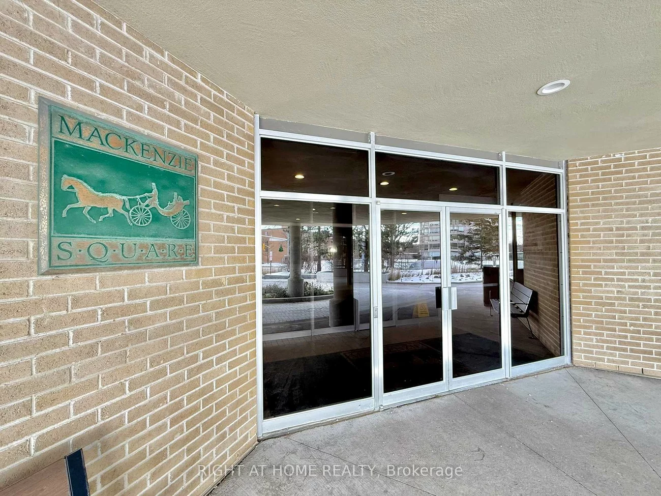 326, Major Mackenzie, Crosby, Richmond Hill