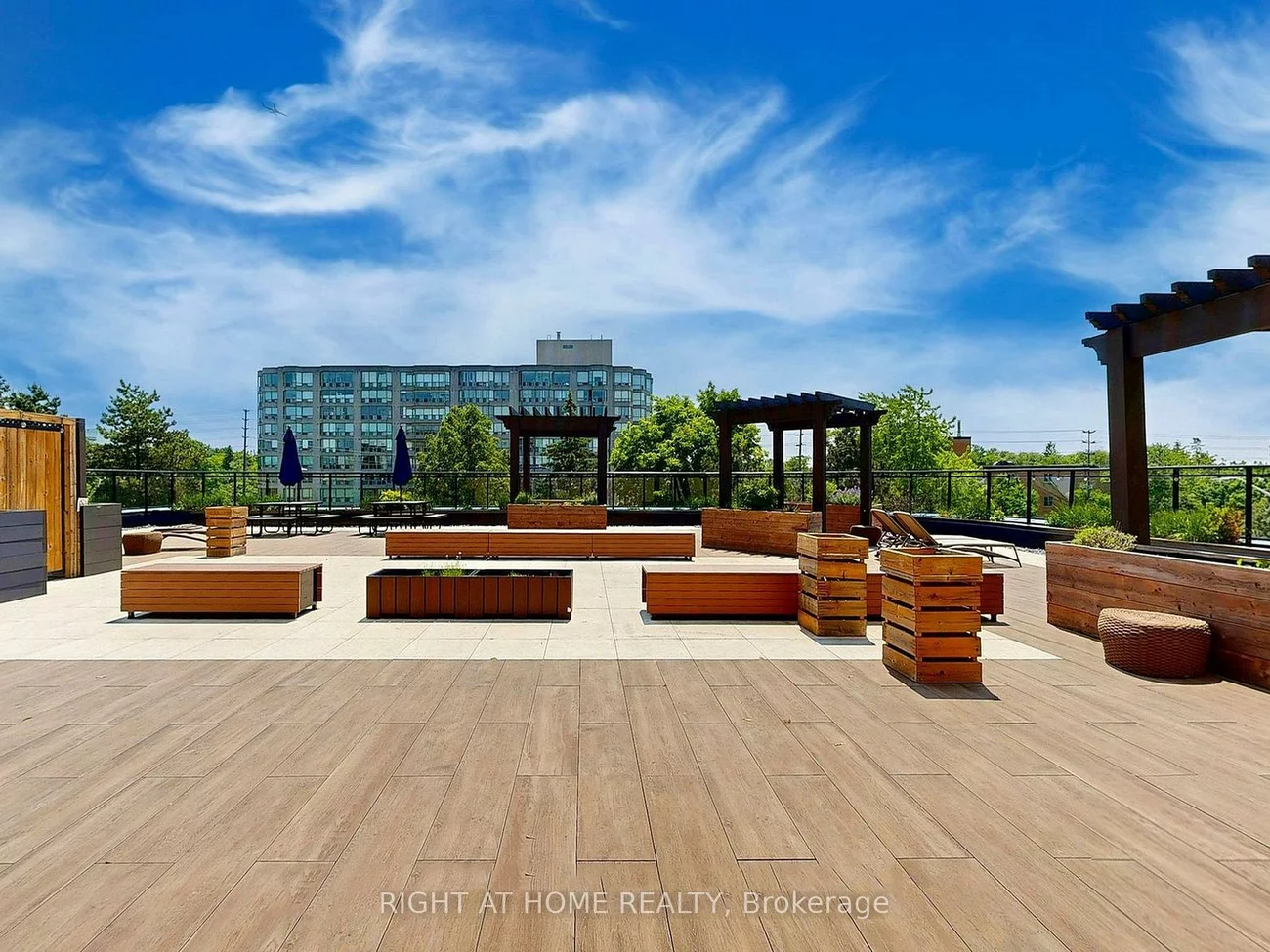 326, Major Mackenzie, Crosby, Richmond Hill