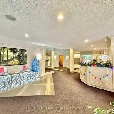 326, Major Mackenzie, Crosby, Richmond Hill