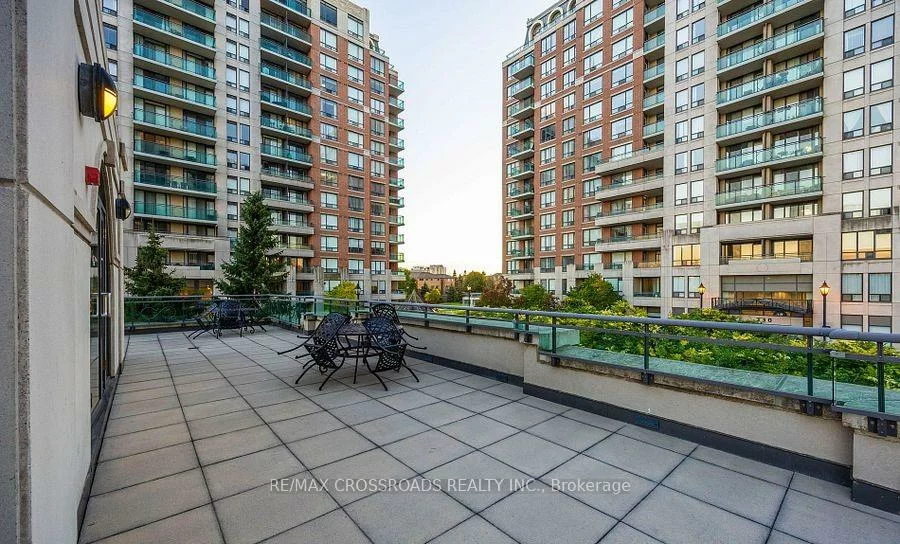 350, Red Maple, Langstaff, Richmond Hill