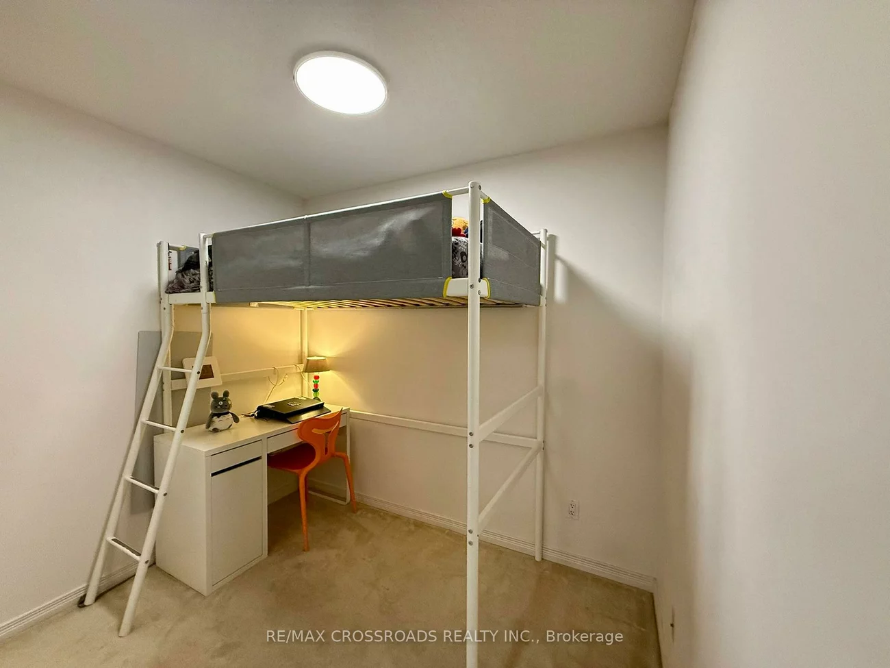 350, Red Maple, Langstaff, Richmond Hill