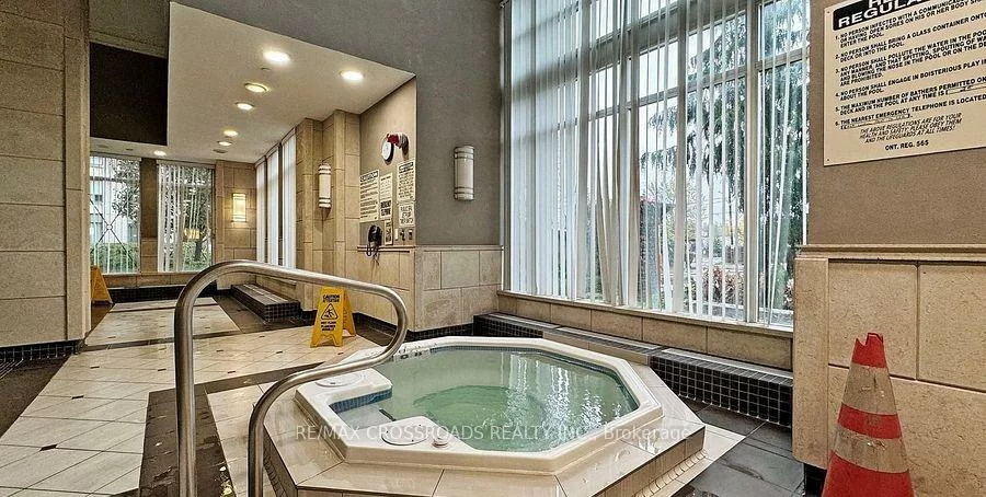 350, Red Maple, Langstaff, Richmond Hill